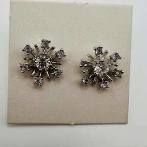 Vintage 1978 Avon Starburst Silvertone Pierced Earrings NOS